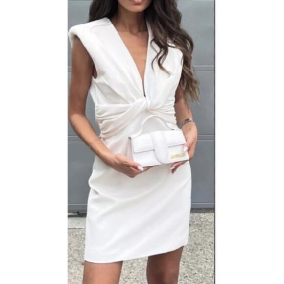 Zara NWT Dress SzM White Padded Shoulder Sleeveless Twist Front Mini Modern Chic - Picture 2 of 8